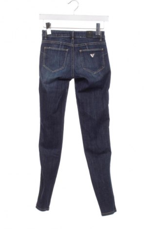 Blugi de femei Guess, Mărime XS, Culoare Albastru, Preț 126,99 Lei