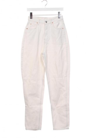 Γυναικείο Τζίν H&M, Μέγεθος XS, Χρώμα Λευκό, Τιμή 9,99 €