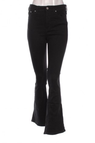 Damskie jeansy H&M, Rozmiar S, Kolor Czarny, Cena 66,67 zł