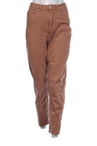 Damskie jeansy H&M Divided, Rozmiar S, Kolor Beżowy, Cena 43,99 zł