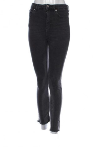 Dámske džínsy  H&M Divided, Veľkosť M, Farba Sivá, Cena  19,40 €