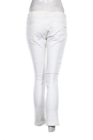 Damen Jeans Mango, Größe M, Farbe Weiß, Preis 19,40 €