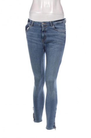 Damskie jeansy Mango, Rozmiar M, Kolor Niebieski, Cena 78,16 zł
