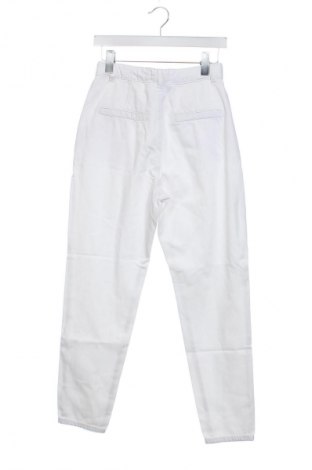 Damskie jeansy Mohito, Rozmiar S, Kolor Biały, Cena 51,99 zł