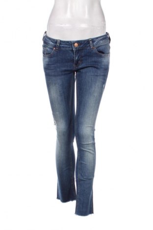 Damskie jeansy Mustang, Rozmiar L, Kolor Niebieski, Cena 166,96 zł