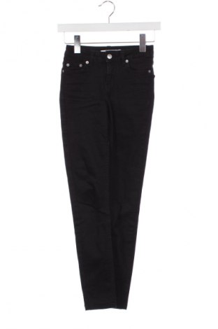 Damskie jeansy NA-KD, Rozmiar XXS, Kolor Czarny, Cena 61,99 zł