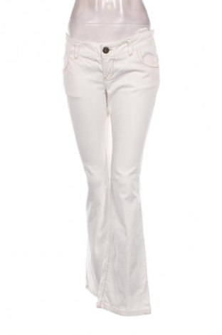 Damskie jeansy ONLY, Rozmiar M, Kolor Biały, Cena 78,16 zł