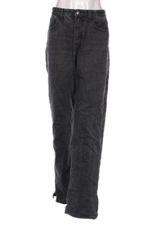 Blugi de femei Pretty Little Thing, Mărime M, Culoare Gri, Preț 68,99 Lei