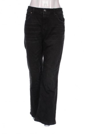 Dámské džíny  Pull&Bear, Velikost L, Barva Šedá, Cena  379,00 Kč
