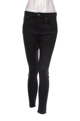 Női farmernadrág Pull&Bear, Méret M, Szín Fekete, Ár 5 939 Ft