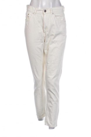 Dámske džínsy  Pull&Bear, Veľkosť M, Farba Biela, Cena  14,83 €