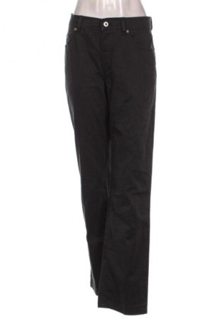 Blugi de femei STOCKHOLM DESIGN GROUP, Mărime L, Culoare Negru, Preț 88,99 Lei