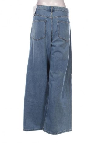 Дамски дънки Bershka, Размер XL, Цвят Син, Цена 46,92 лв.