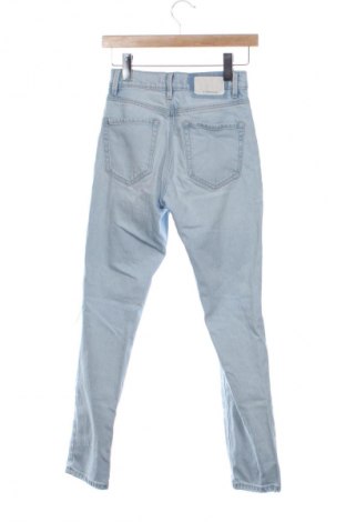 Dámské džíny  Stradivarius, Velikost XXS, Barva Modrá, Cena  367,00 Kč