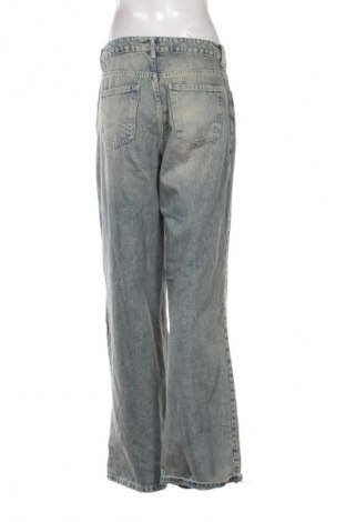 Damskie jeansy Stradivarius, Rozmiar M, Kolor Niebieski, Cena 66,67 zł