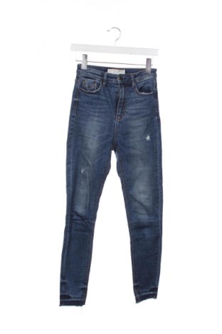Női farmernadrág Stradivarius, Méret XXS, Szín Kék, Ár 7 341 Ft