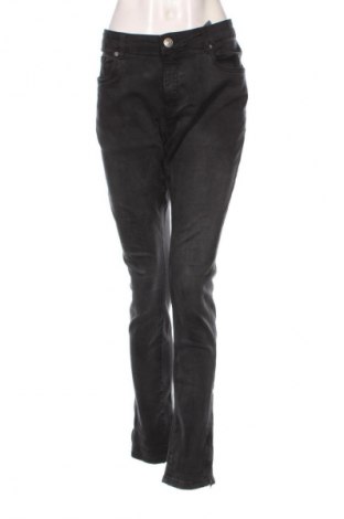 Damskie jeansy Urban Classics, Rozmiar L, Kolor Szary, Cena 59,99 zł