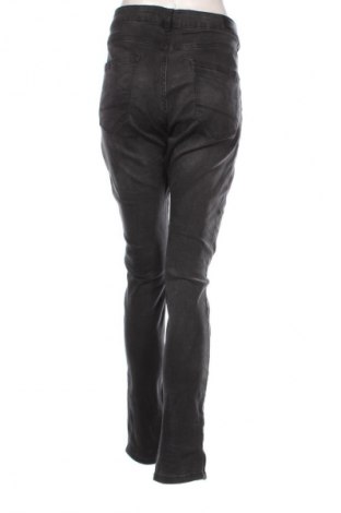 Damskie jeansy Urban Classics, Rozmiar L, Kolor Szary, Cena 59,99 zł