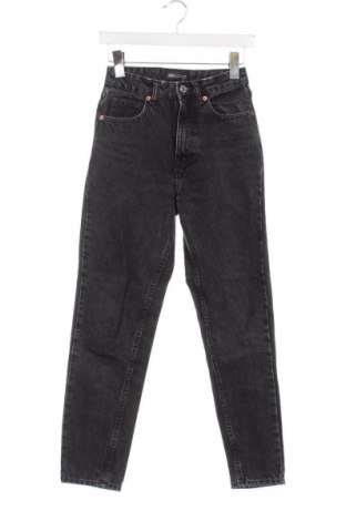 Blugi de femei Zara, Mărime XXS, Culoare Negru, Preț 71,05 Lei