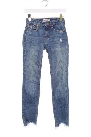 Női farmernadrág Zara, Méret XS, Szín Kék, Ár 7 904 Ft