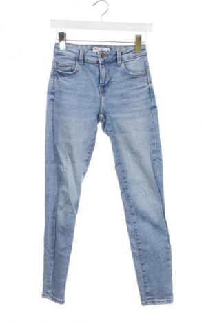 Дамски дънки Zara, Размер XS, Цвят Син, Цена 38,37 лв.