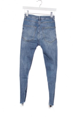 Damskie jeansy Zara, Rozmiar S, Kolor Niebieski, Cena 40,99 zł