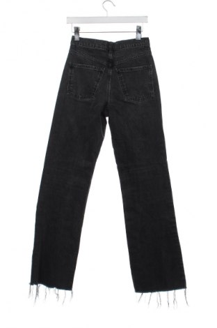 Blugi de femei Zara, Mărime S, Culoare Gri, Preț 61,99 Lei