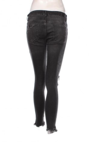 Damen Jeans Zara, Größe M, Farbe Schwarz, Preis 23,76 €