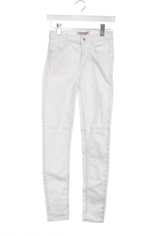 Damen Jeans Zara, Größe XS, Farbe Weiß, Preis 19,12 €