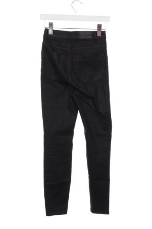 Damskie jeansy Zara, Rozmiar XS, Kolor Czarny, Cena 62,07 zł