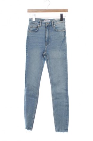 Γυναικείο Τζίν Zara, Μέγεθος XS, Χρώμα Μπλέ, Τιμή 31,82 €