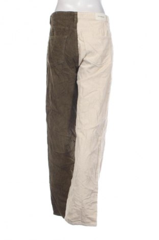 Női kordbársony nadrág Pull&Bear, Méret M, Szín Sokszínű, Ár 3 739 Ft