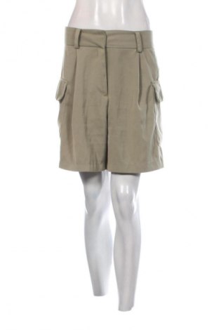 Damen Shorts Amisu, Größe M, Farbe Grün, Preis € 7,99