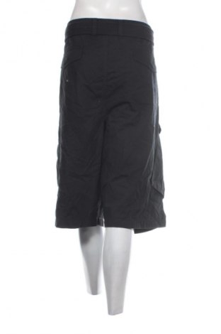 Damskie szorty Canda, Rozmiar 5XL, Kolor Czarny, Cena 66,99 zł
