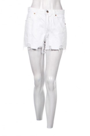 Damen Shorts Fb Sister, Größe M, Farbe Weiß, Preis € 9,72