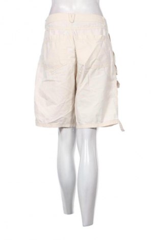 Női rövidnadrág H&M Divided, Méret M, Szín Fehér, Ár 3 800 Ft