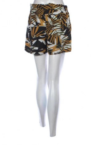 Damskie szorty ONLY, Rozmiar M, Kolor Kolorowy, Cena 37,99 zł