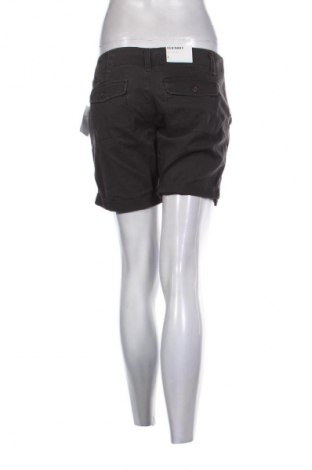 Pantaloni scurți de femei Old Navy, Mărime S, Culoare Maro, Preț 203,00 Lei