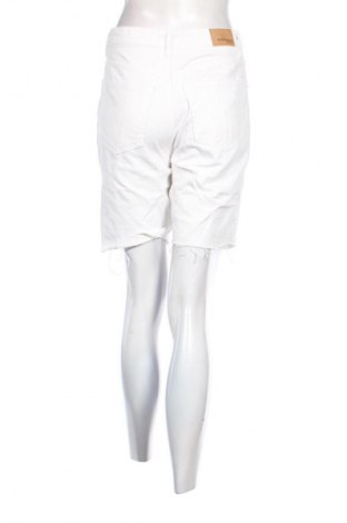 Damen Shorts Perfect, Größe S, Farbe Weiß, Preis € 9,72