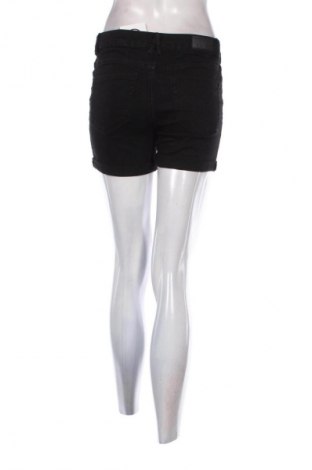 Damskie szorty Vero Moda, Rozmiar M, Kolor Czarny, Cena 120,99 zł