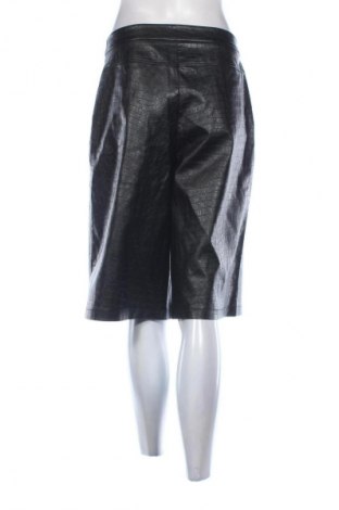 Damen Shorts Vero Moda, Größe M, Farbe Mehrfarbig, Preis 22,46 €