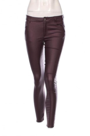 Damskie legginsy Dika, Rozmiar M, Kolor Czerwony, Cena 62,07 zł