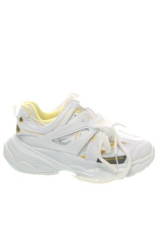 Női cipők RunnerBoss, Méret 37, Szín Fehér, Ár 16 739 Ft