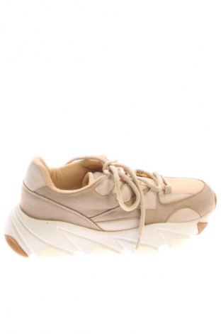 Dámské boty  RunnerBoss, Velikost 39, Barva Hnědá, Cena  999,00 Kč