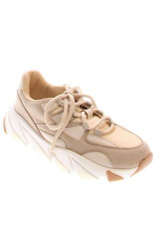 Dámské boty  RunnerBoss, Velikost 39, Barva Hnědá, Cena  999,00 Kč