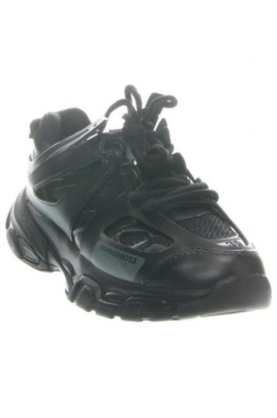 Дамски обувки RunnerBoss, Размер 39, Цвят Черен, Цена 62,99 лв.