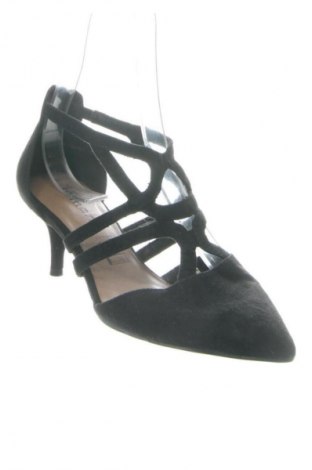 Obuwie damskie Tamaris, Rozmiar 38, Kolor Czarny, Cena 262,00 zł