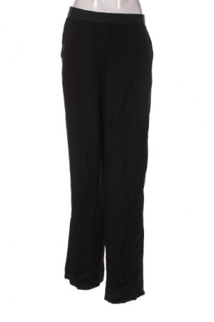 Pantaloni de femei Arket, Mărime M, Culoare Negru, Preț 216,36 Lei