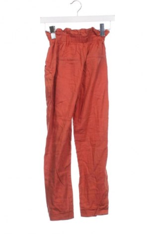 Dámské kalhoty  Bershka, Velikost XS, Barva Oranžová, Cena  366,00 Kč