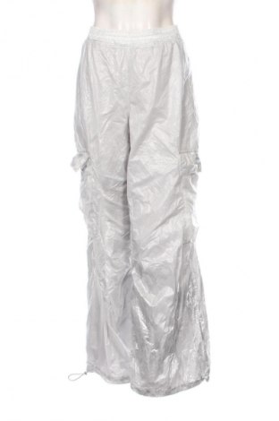 Damskie spodnie Bershka, Rozmiar XL, Kolor Srebrzysty, Cena 89,71 zł